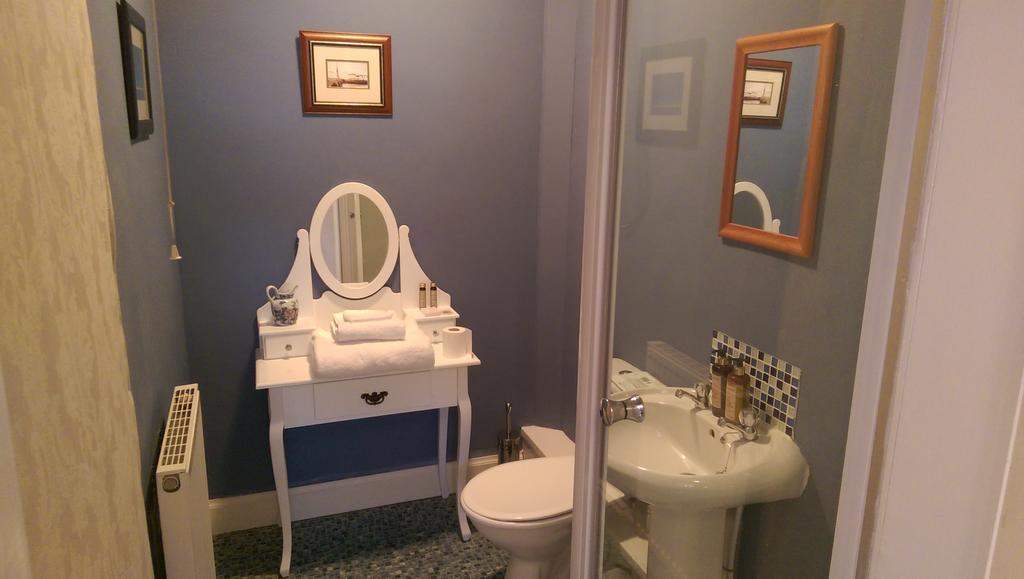 אייר Lochinver Guesthouse מראה חיצוני תמונה