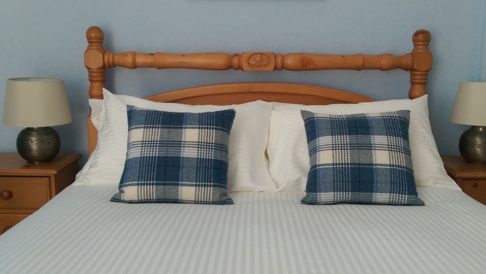 אייר Lochinver Guesthouse מראה חיצוני תמונה