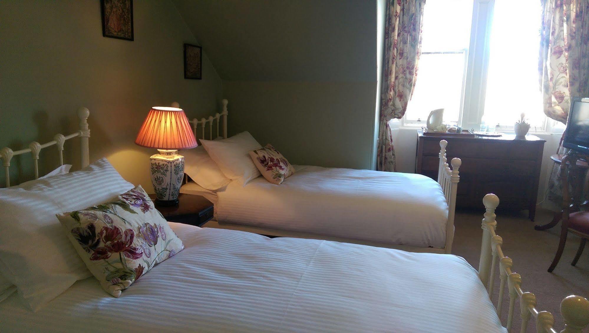 אייר Lochinver Guesthouse מראה חיצוני תמונה