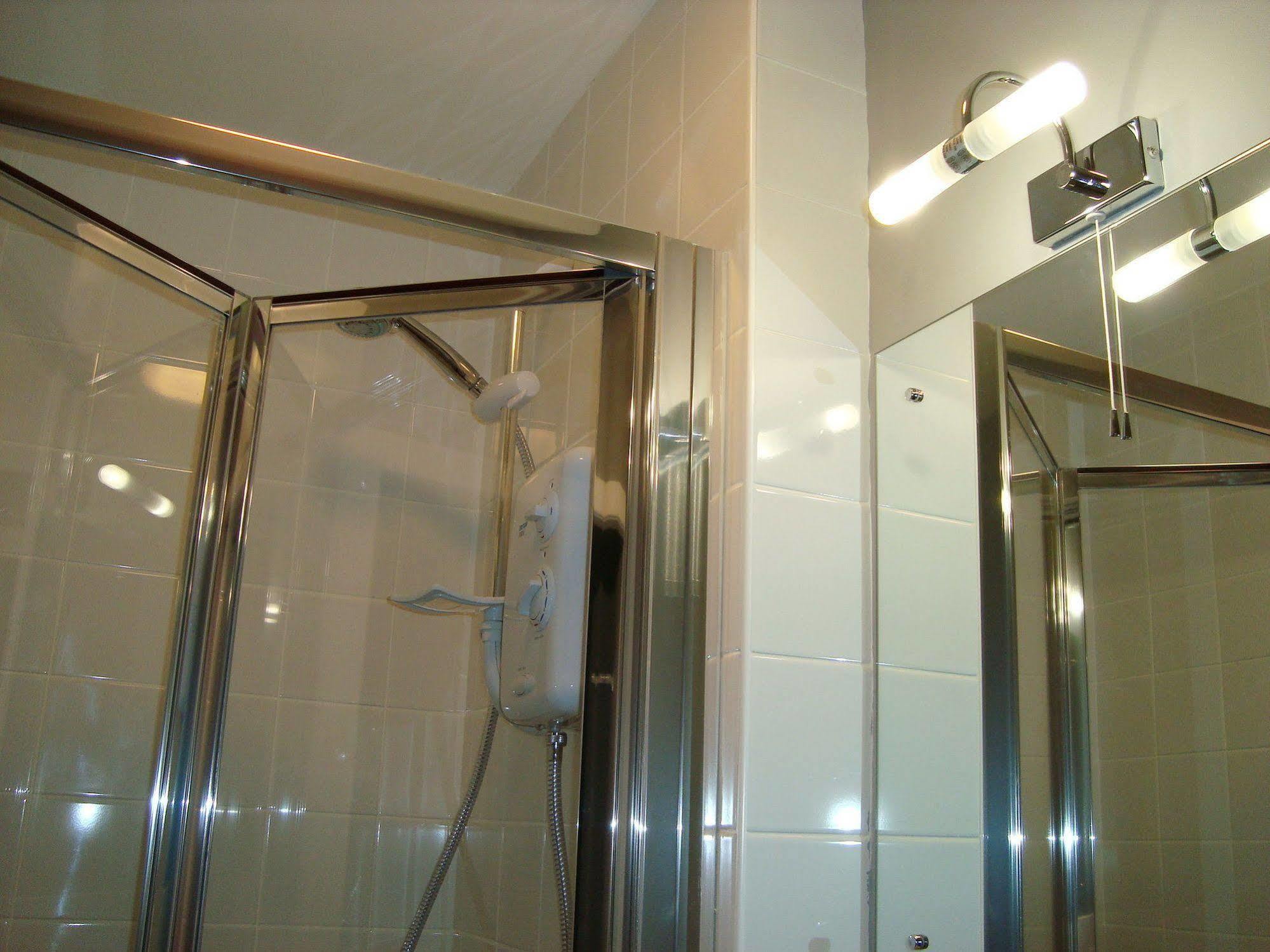 אייר Lochinver Guesthouse מראה חיצוני תמונה